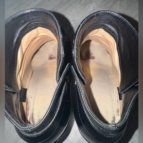 Christian Louboutin Biker Communa Leather Ankle Boots 37.5 - Picture 10 of 12